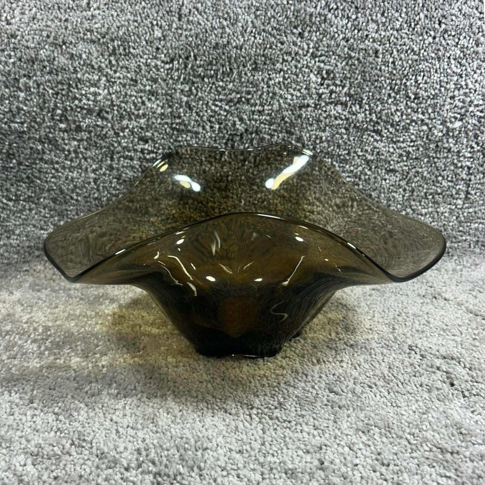 Smoky Brown Handkerchief Art Glass Bowl Ruffled‎ Rim Decorative